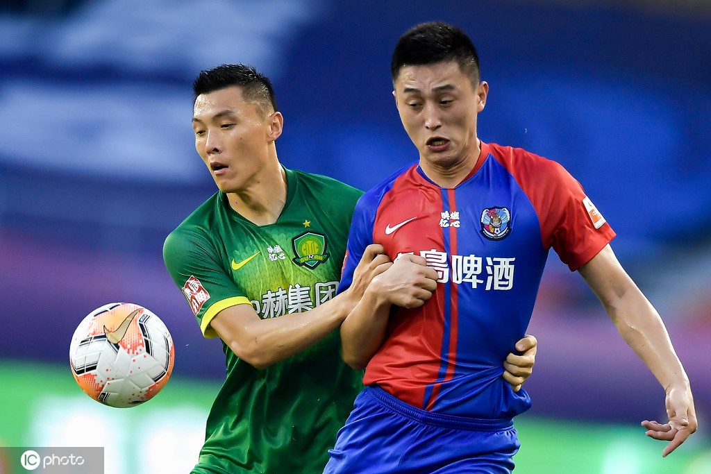 阿斯顿维拉训练开放日，冲刺阶段迎来里程碑引欢呼，中超在即，阵容厚度经受考验的简单介绍IM电竞