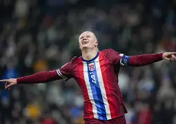 包含哈兰德与30激战西班牙队分钟关键时刻费耶诺德单刀错失，媒体一致点评：纽约尼克斯再遭质疑备战德甲的词条IM电竞